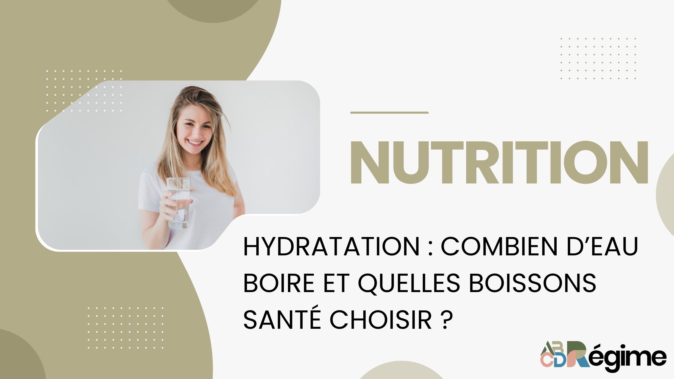 hydratation quotidienne avec verre d’eau